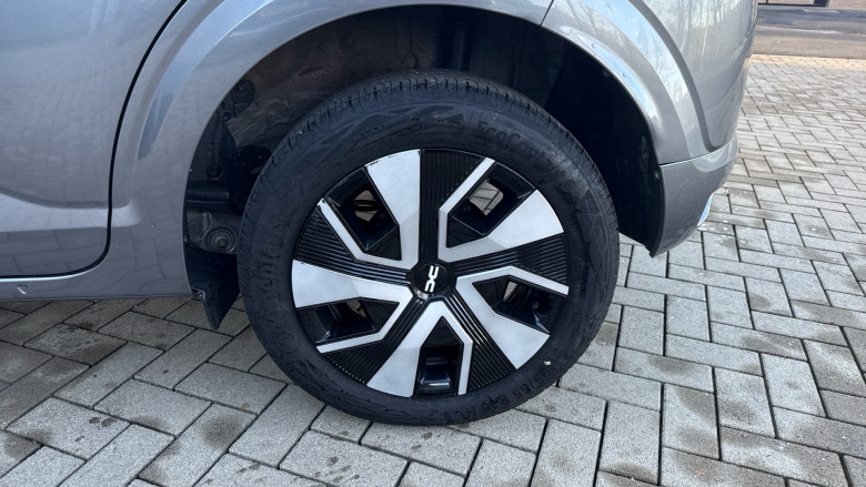 Dacia Sandero 1.0 Tce Expression 5dr Petrol Hatchback